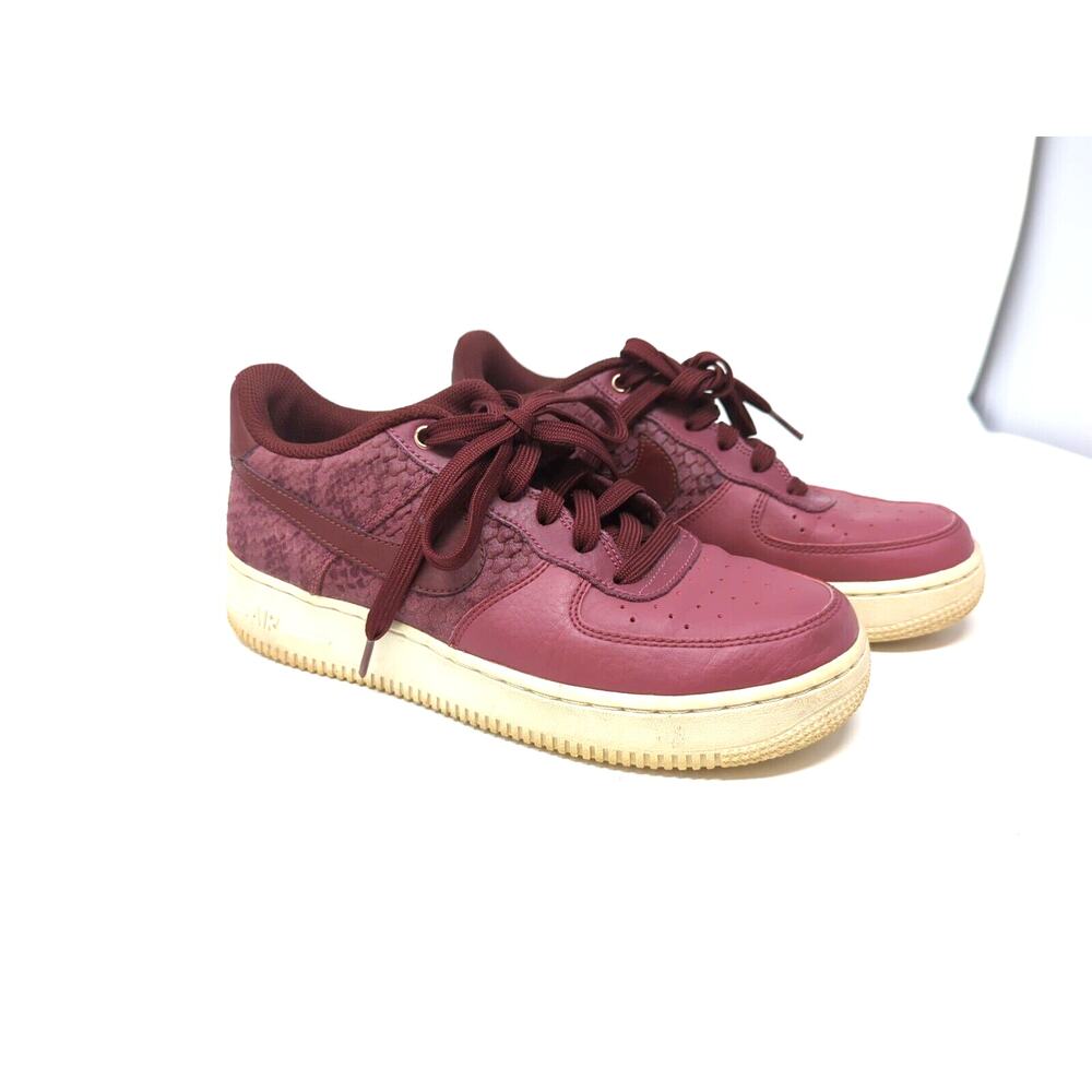 Nike Air Force 1 ‘07 Men s Maroon Leather Low Top Lace Up River Rock Shoes US 6y